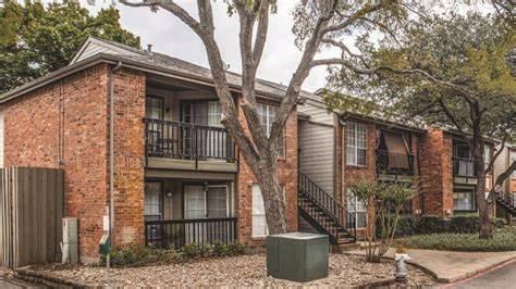 18333 Roehampton Drive Dallas TX 75252