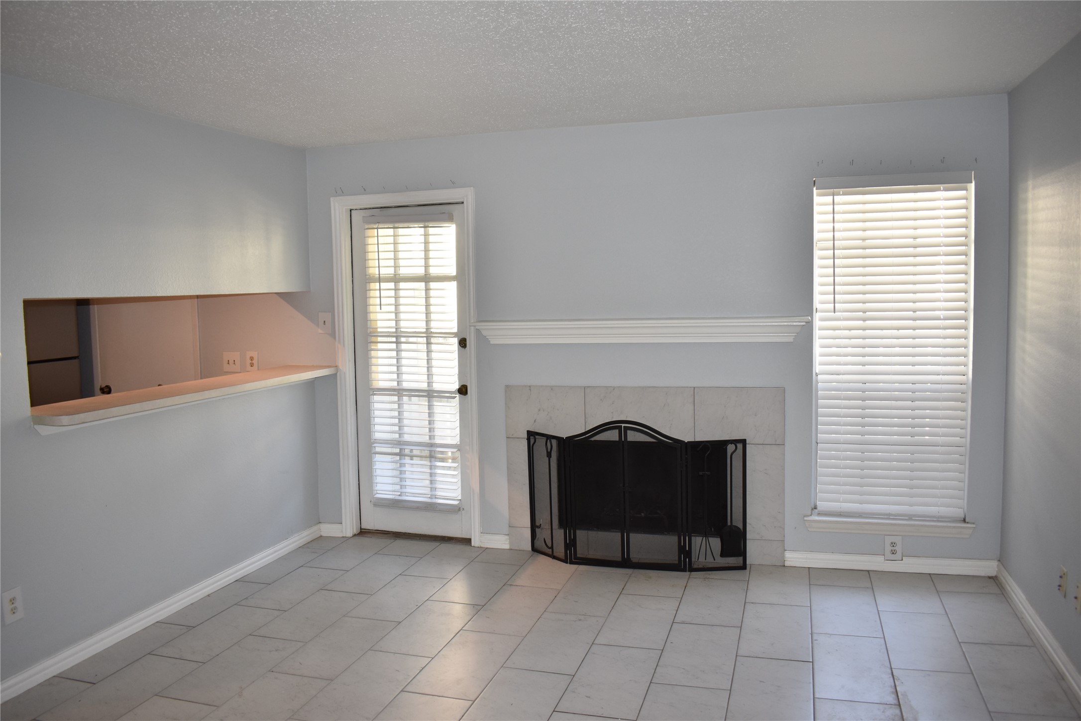 5981 Arapaho Road Dallas TX 75248