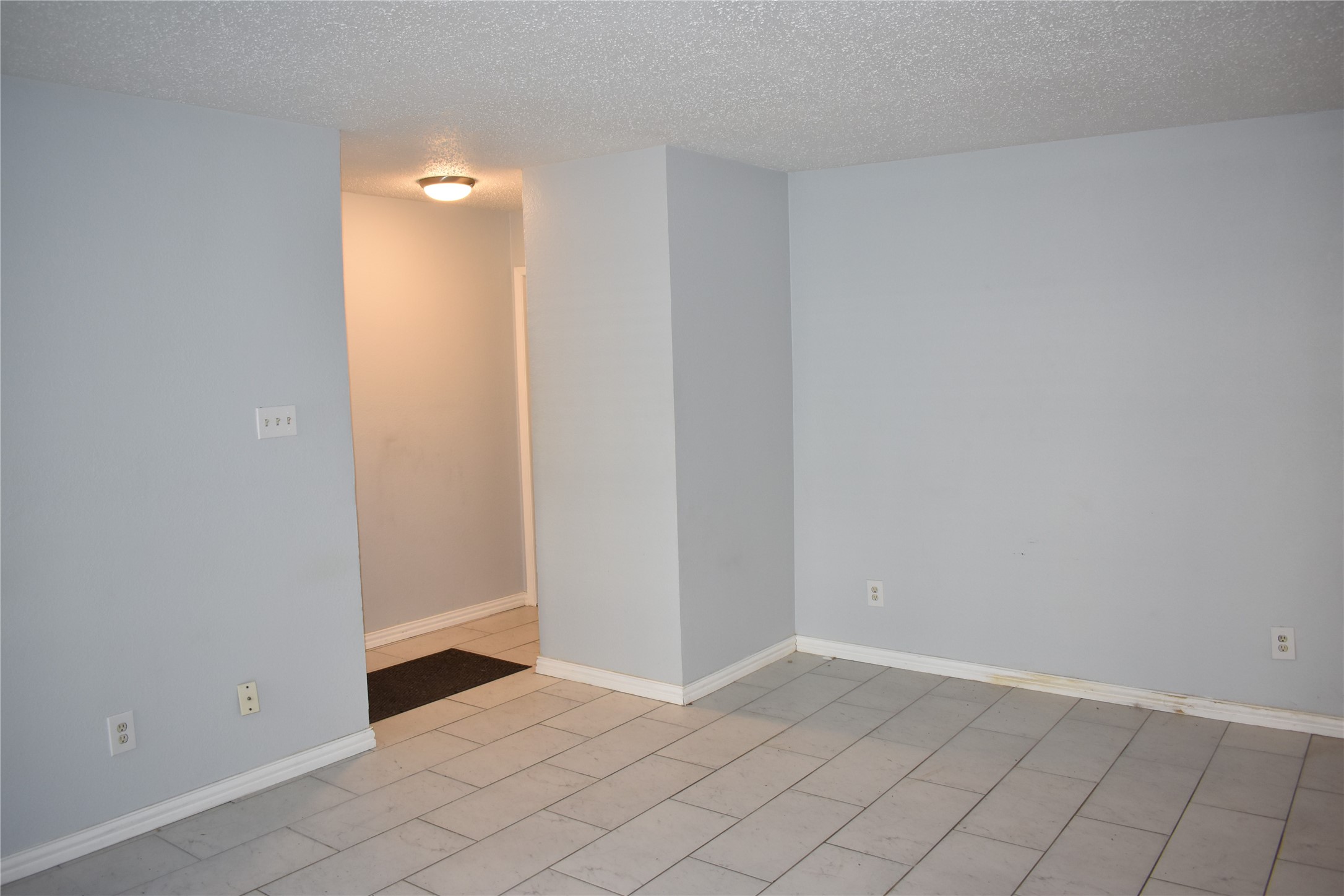 5981 Arapaho Road Dallas TX 75248
