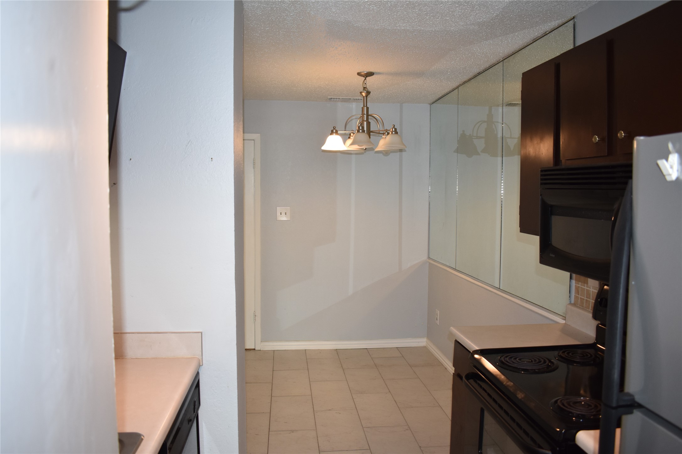 5981 Arapaho Road Dallas TX 75248