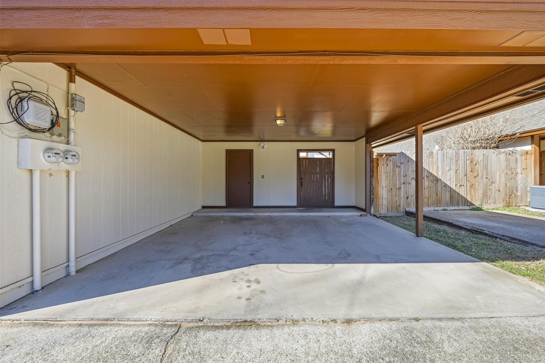 611 Windgate Court Arlington TX 76012