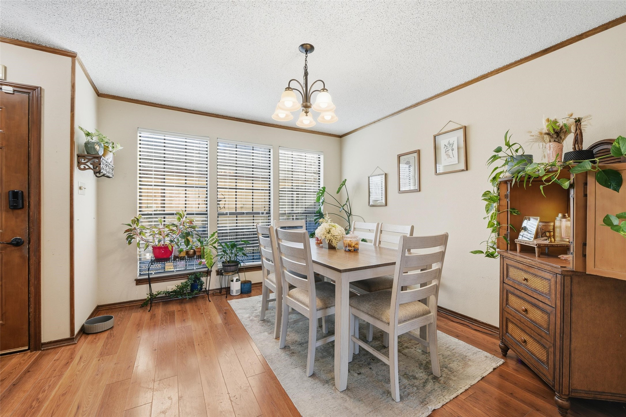 611 Windgate Court Arlington TX 76012