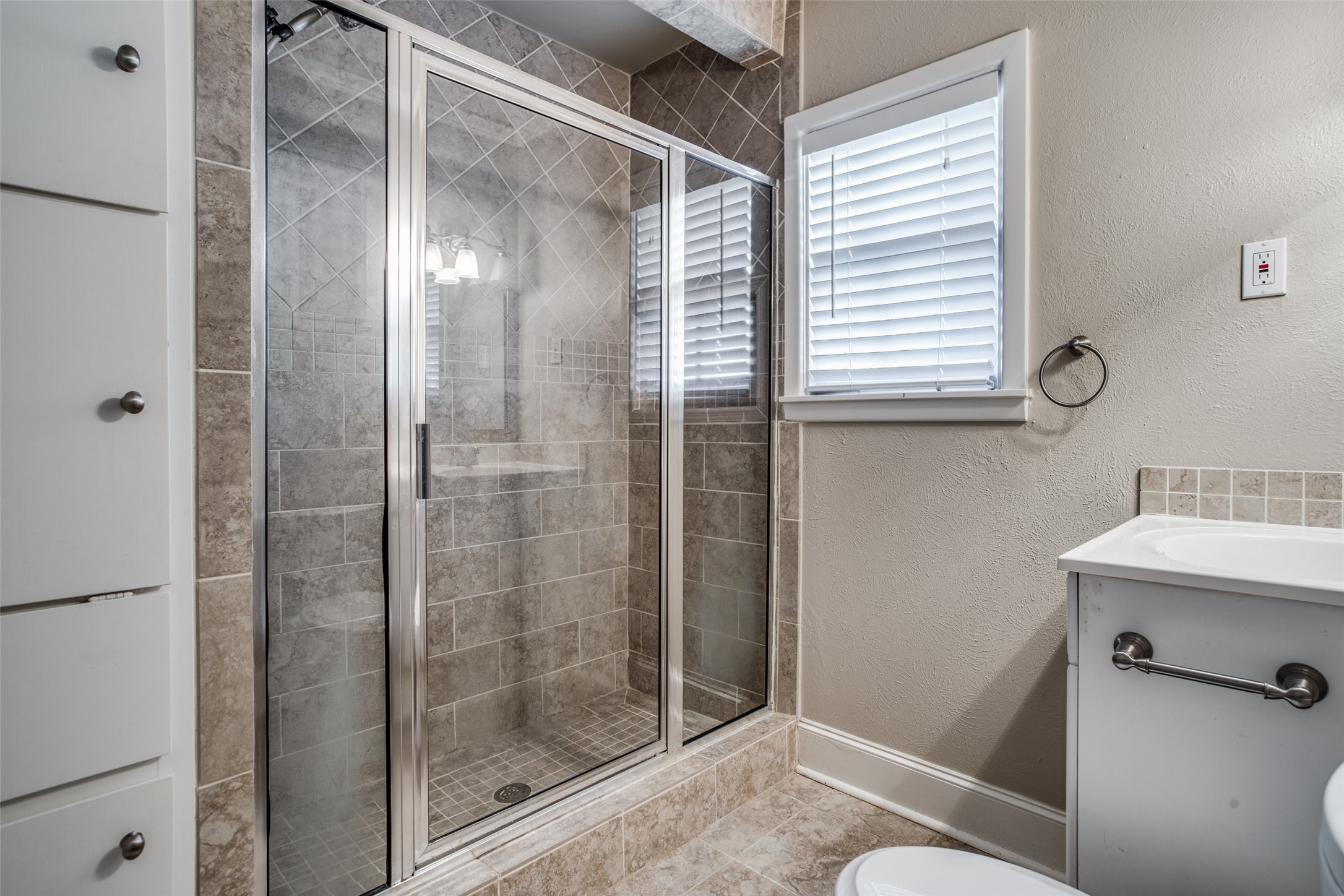 4558 Roland Avenue Highland Park TX 75219