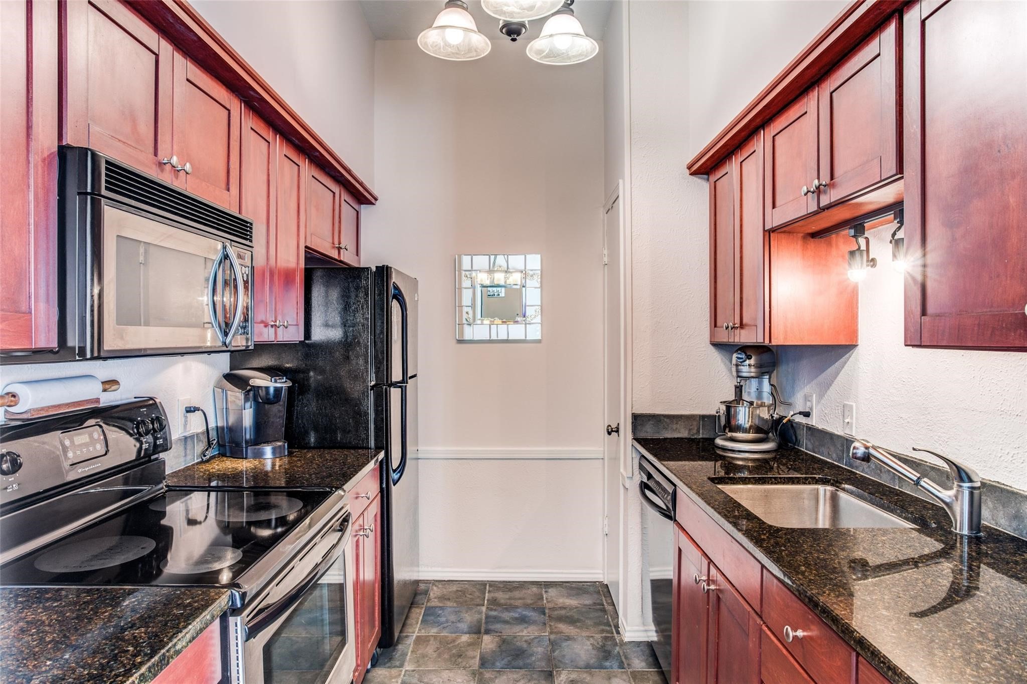 10421 High Hollows Drive Dallas TX 75230