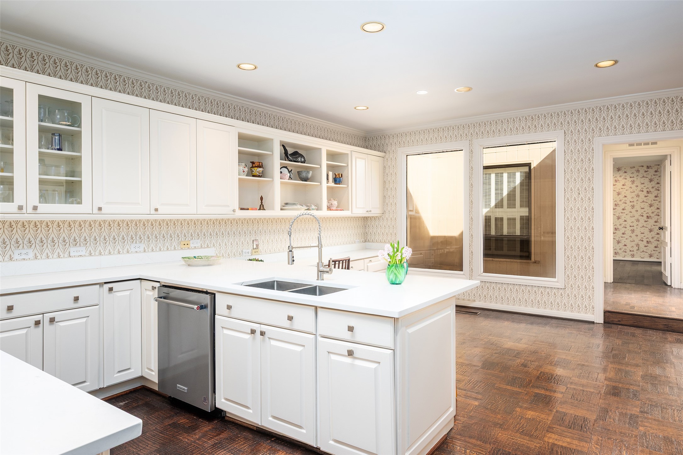 5805 Farquhar Lane Dallas TX 75209