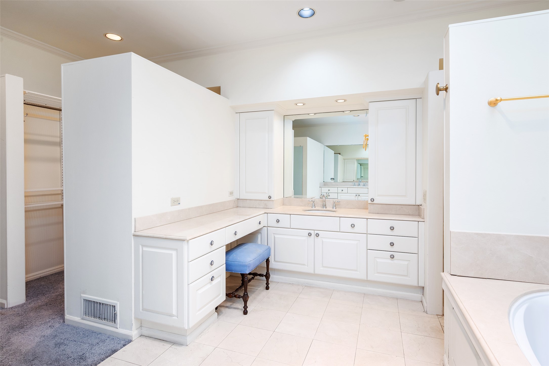 5805 Farquhar Lane Dallas TX 75209