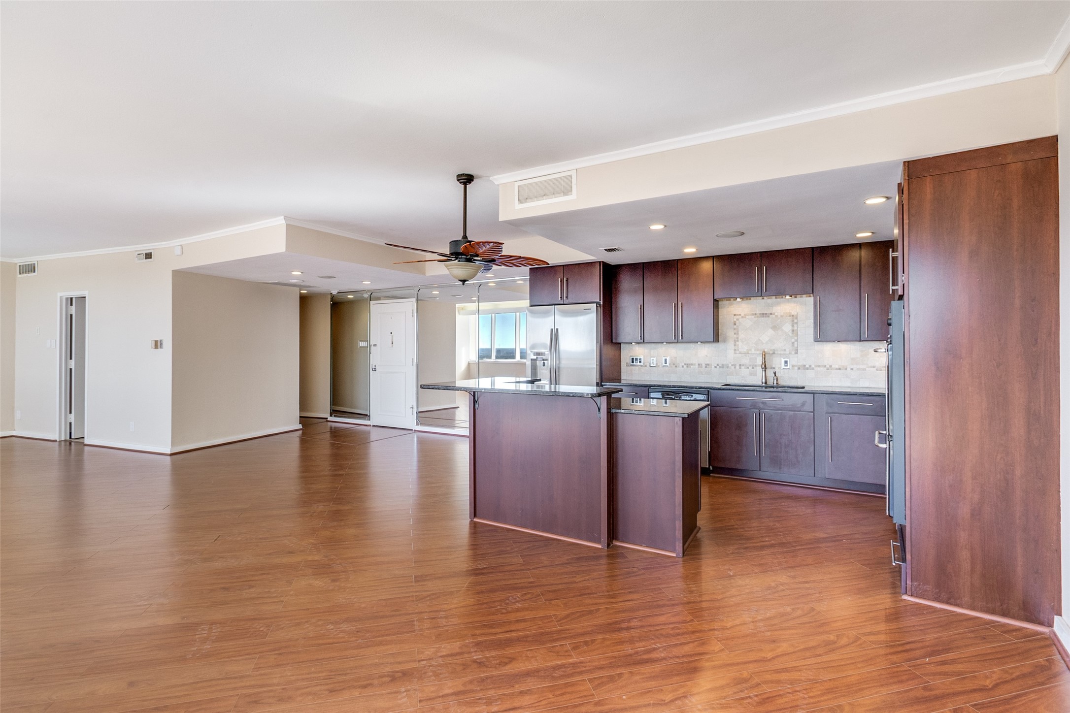 6211 W Northwest Highway Dallas TX 75225