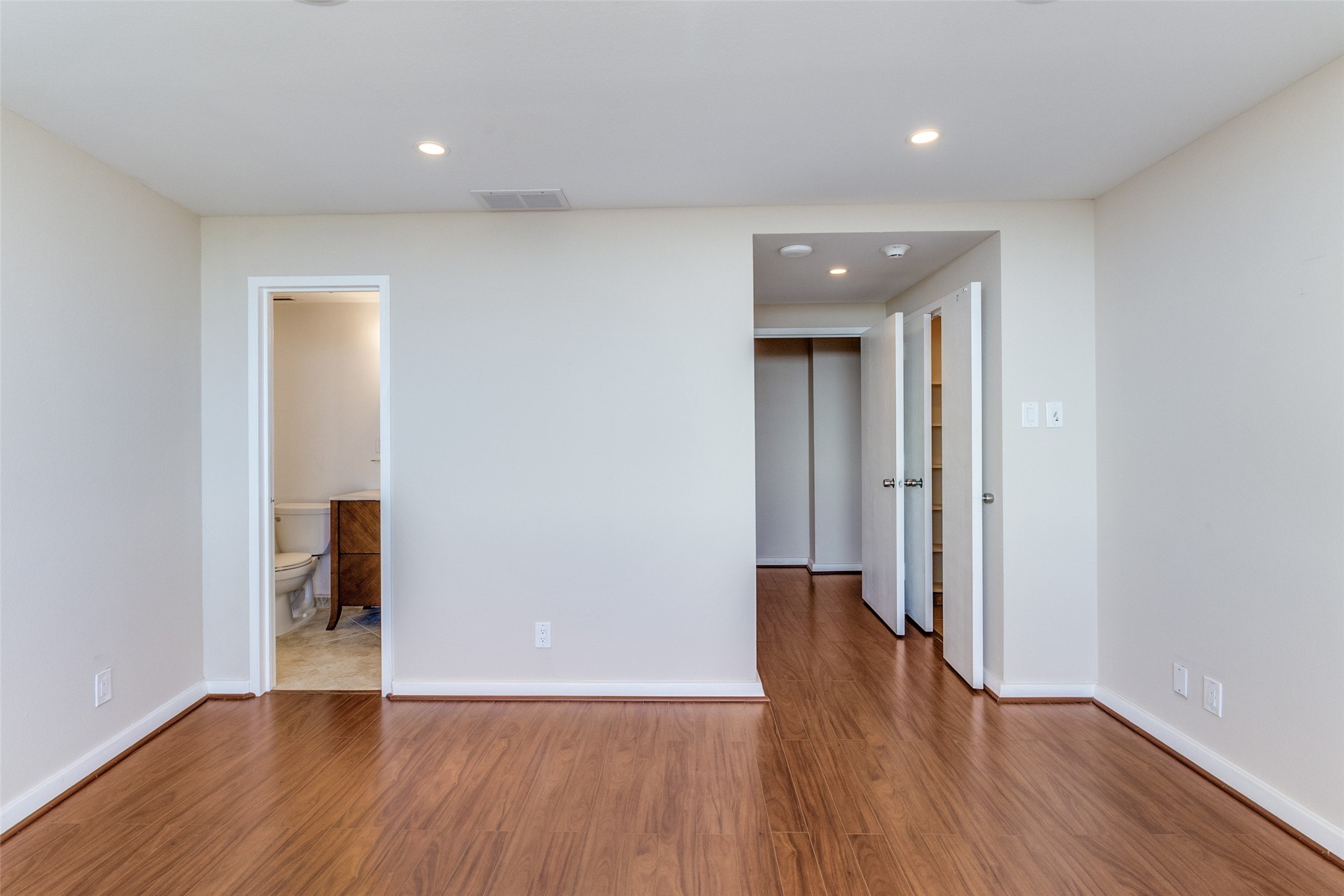 6211 W Northwest Highway Dallas TX 75225