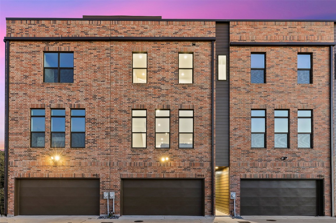 4935 Lexington Court Dallas TX 75206