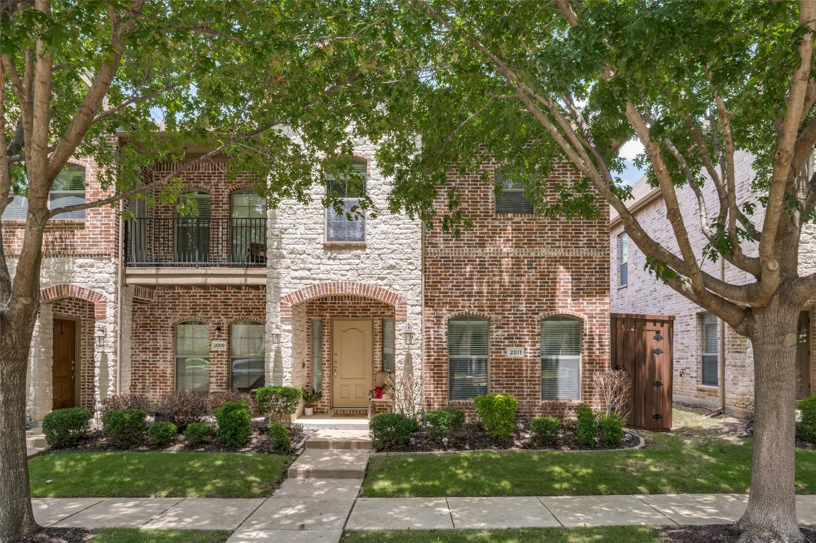 2011 Downing Street Allen TX 75013