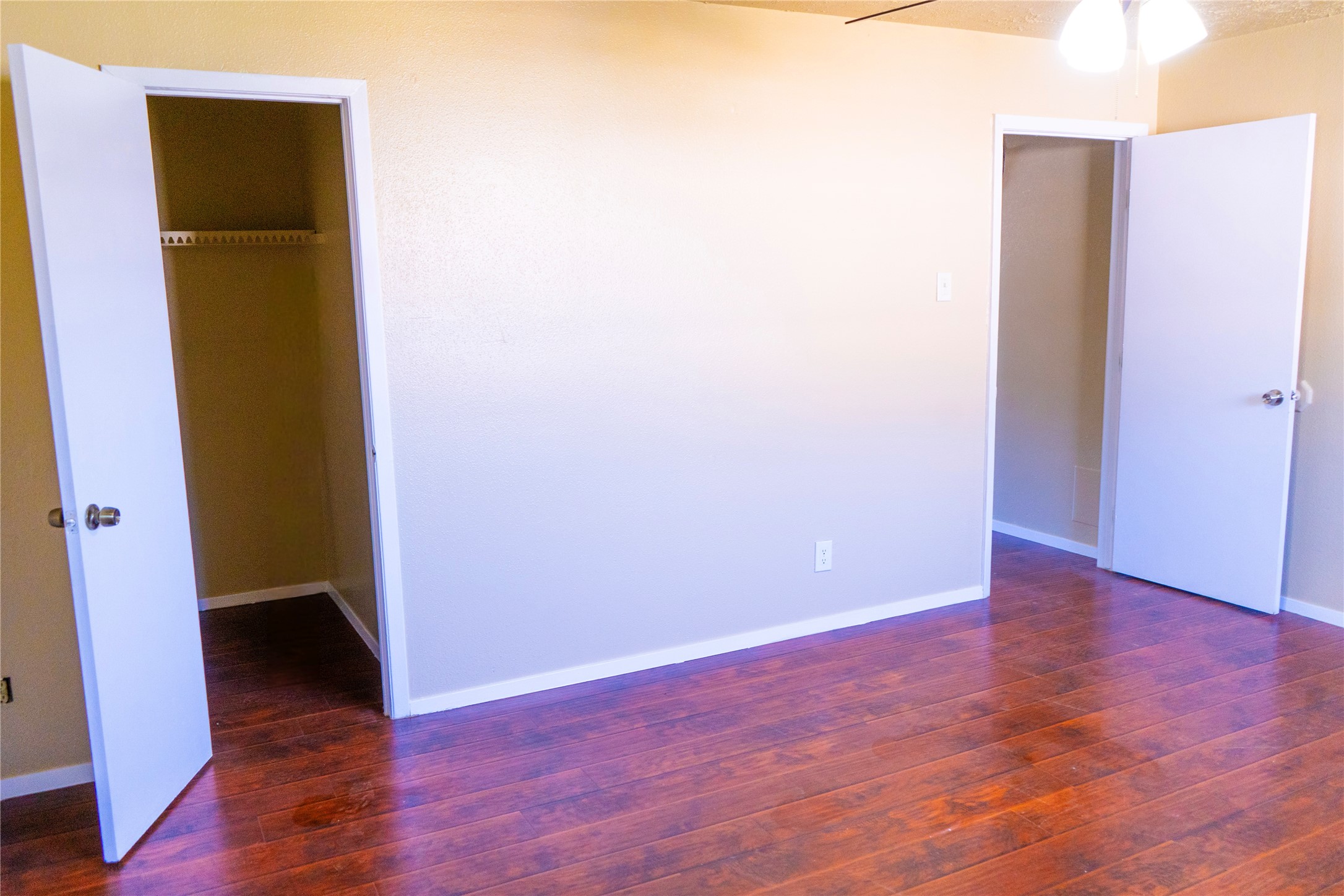 65 W Townhouse Lane Grand Prairie TX 75052