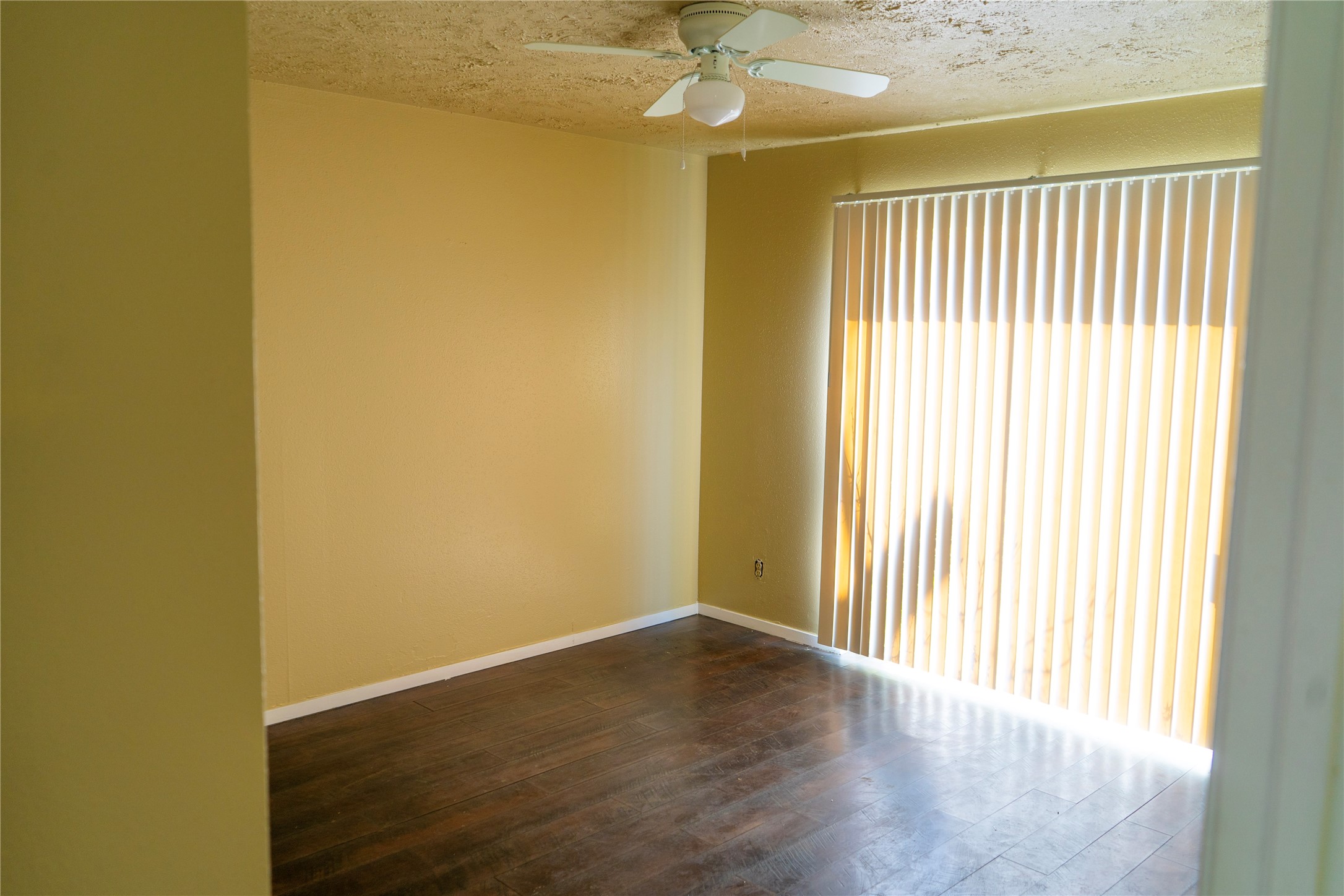 65 W Townhouse Lane Grand Prairie TX 75052