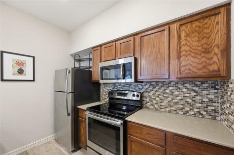 8600 Coppertowne Lane Dallas TX 75243
