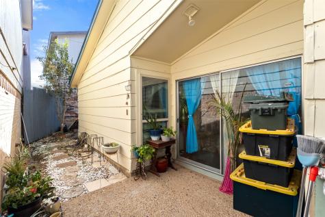 2906 Antares Circle Garland TX 75044