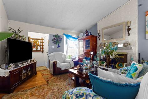 2906 Antares Circle Garland TX 75044
