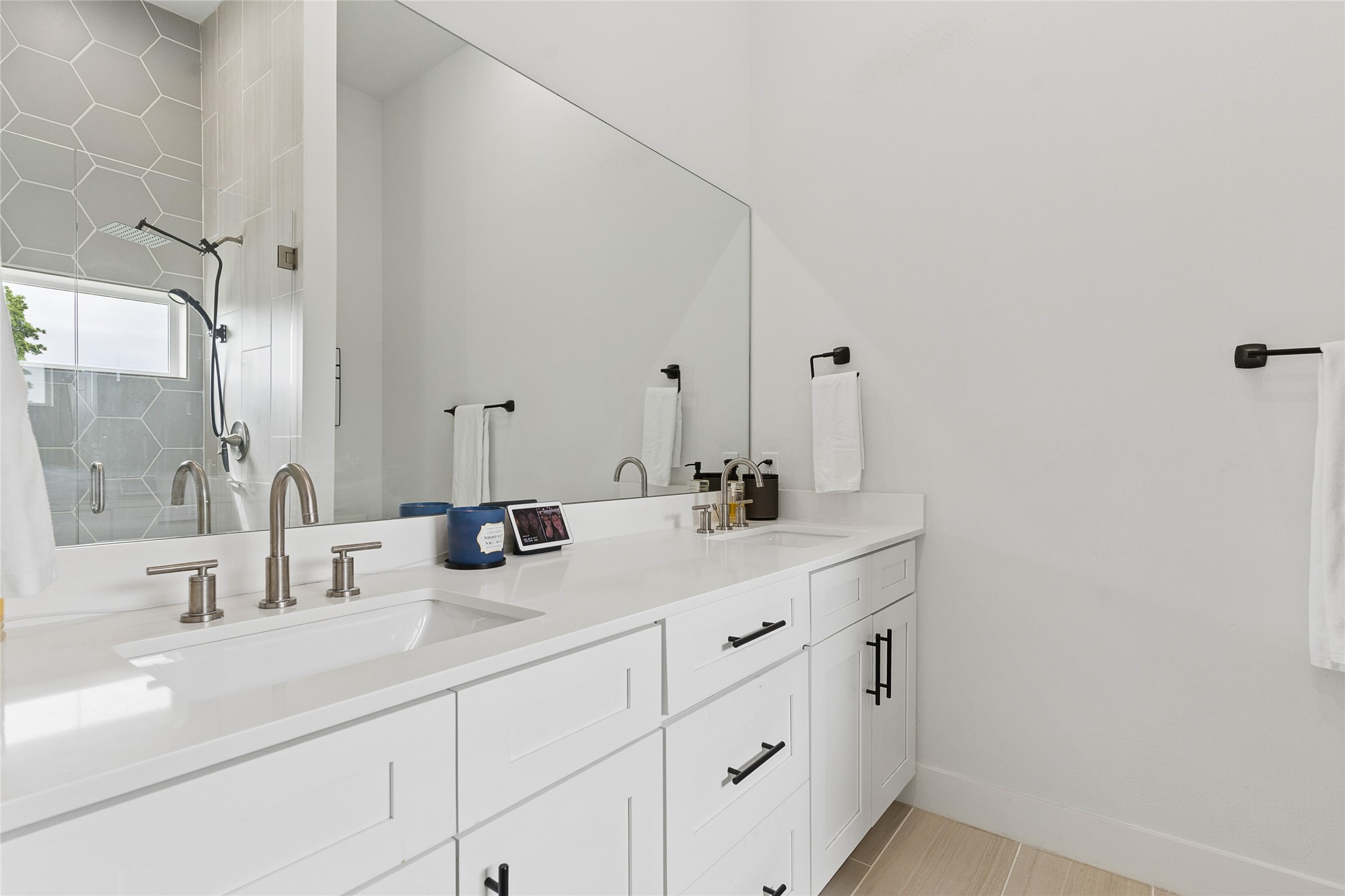 2611 Hondo Avenue Dallas TX 75219