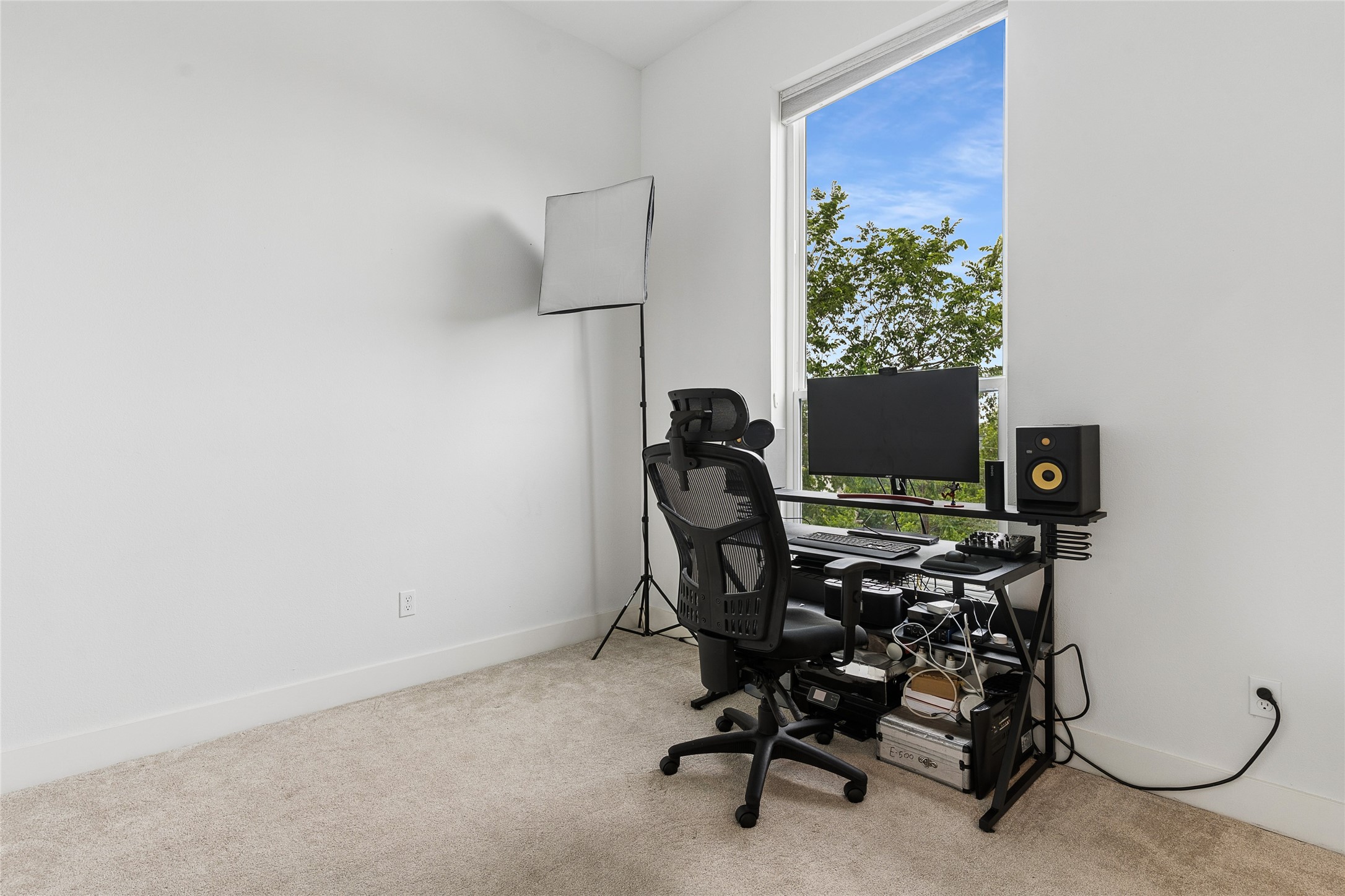 2611 Hondo Avenue Dallas TX 75219