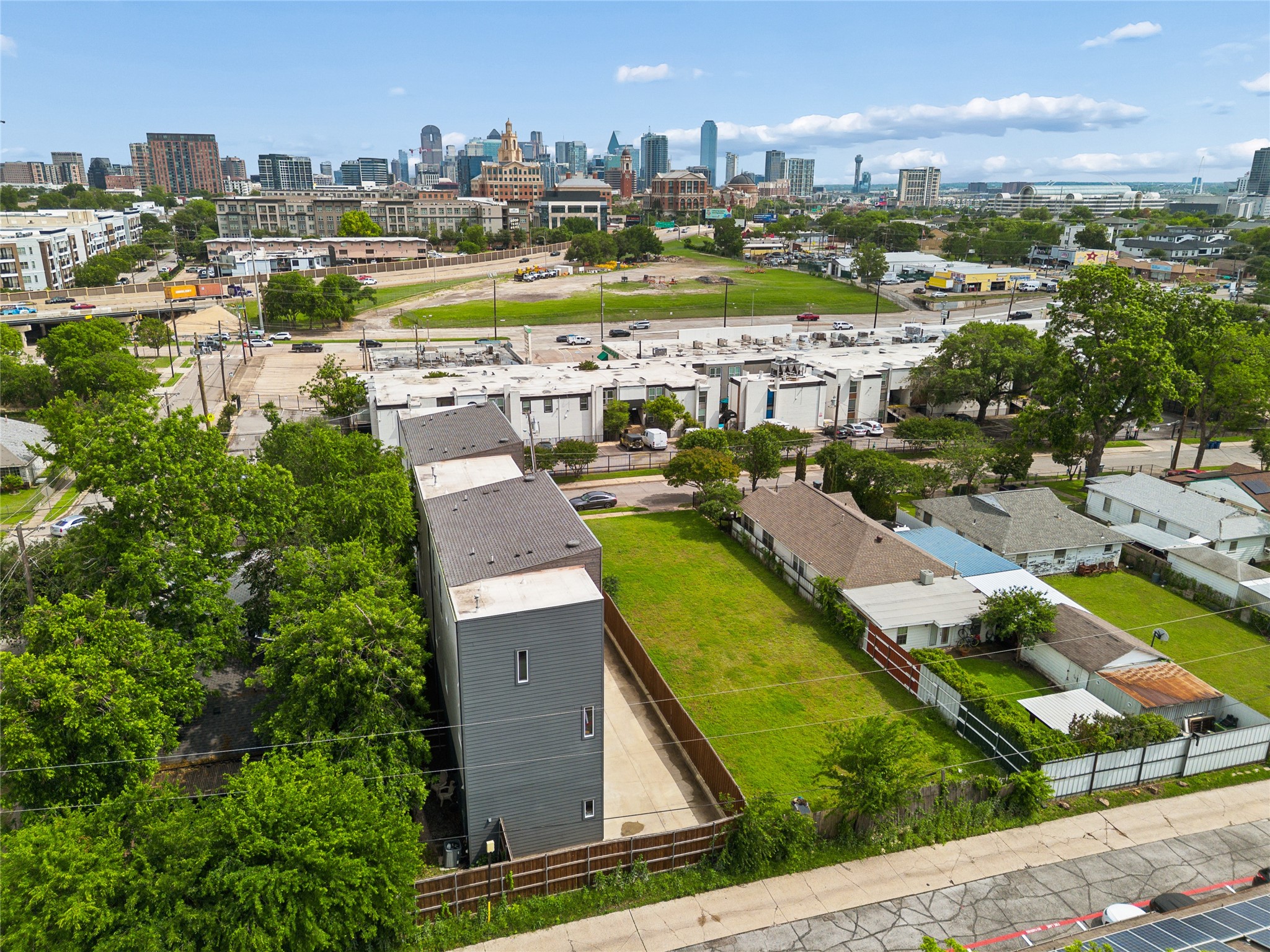 2611 Hondo Avenue Dallas TX 75219