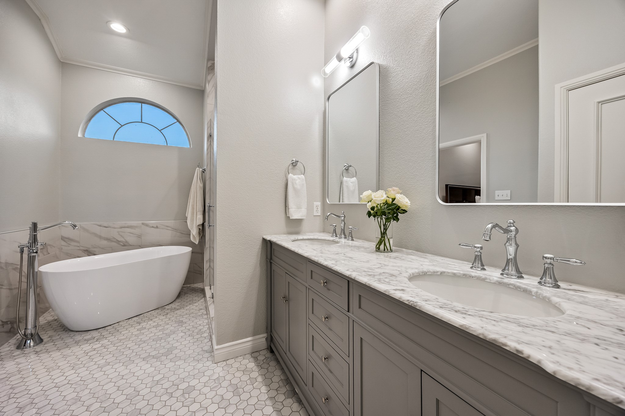4504 Bowser Avenue Dallas TX 75219
