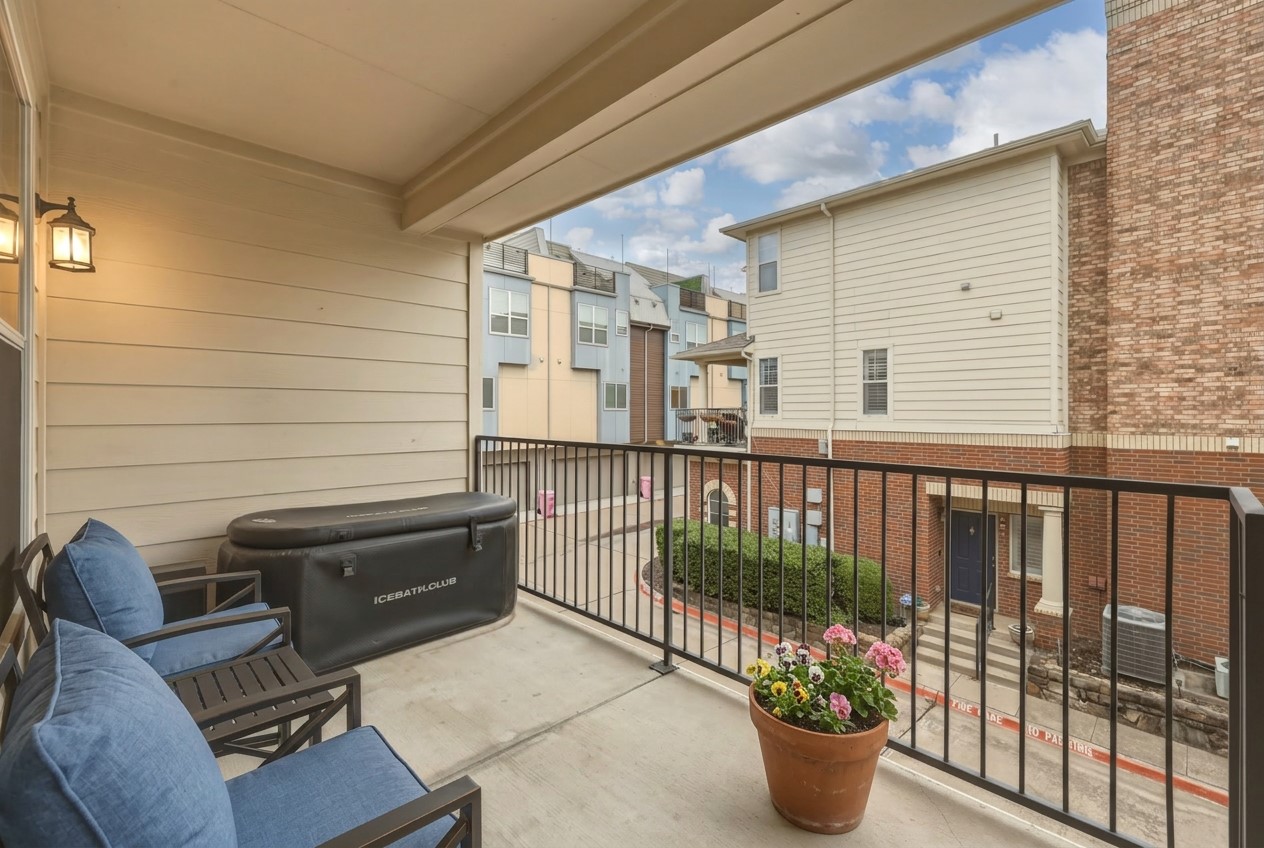 4904 Live Oak Street Dallas TX 75206