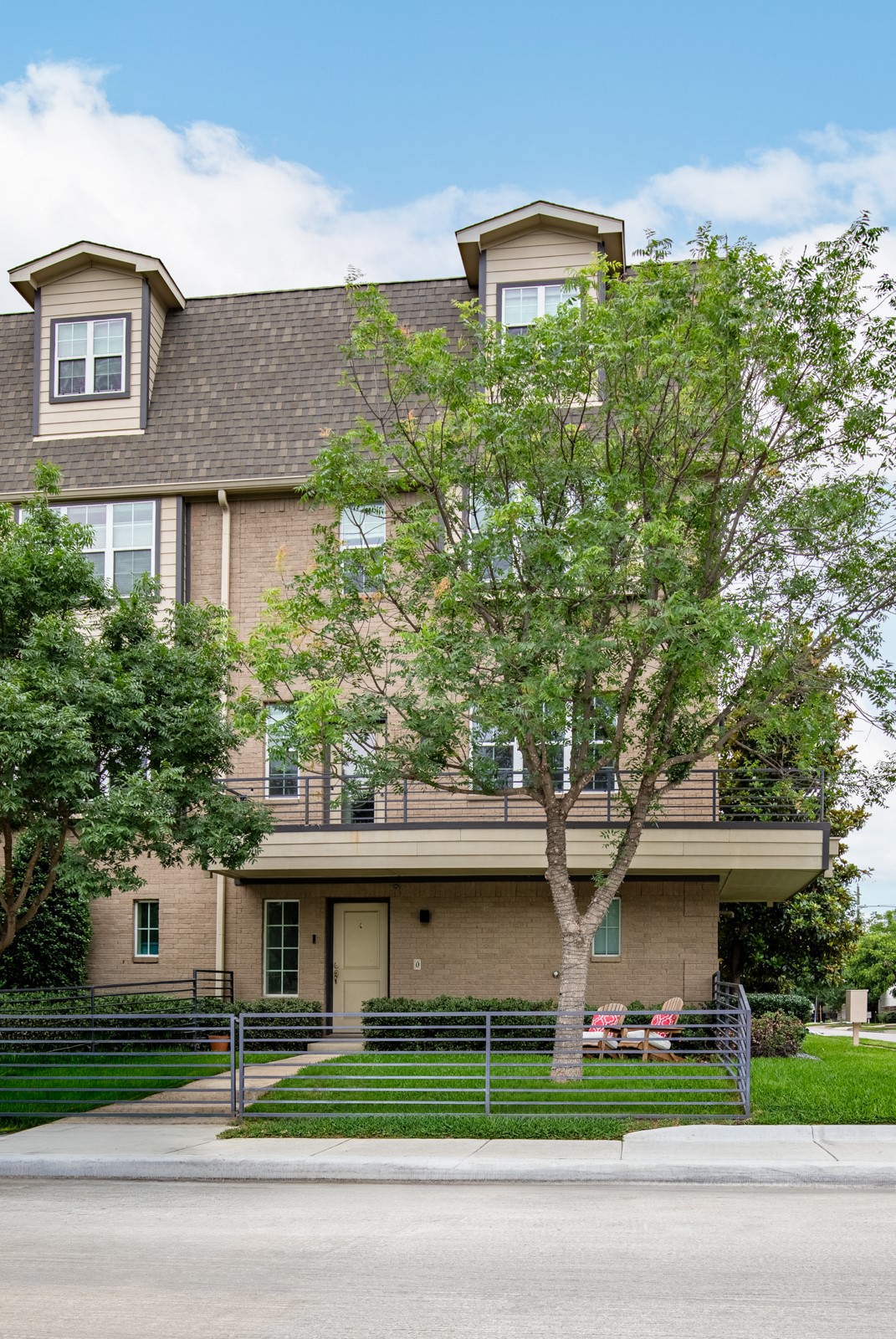 5820 Bryan Parkway Dallas TX 75206