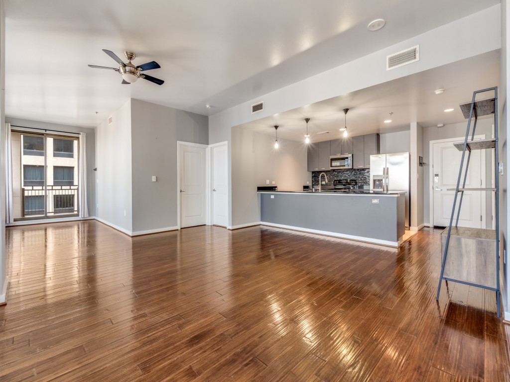 1200 Main Street Dallas TX 75202