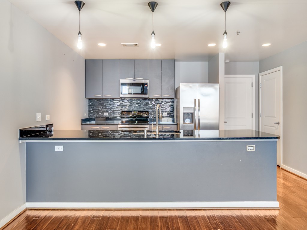 1200 Main Street Dallas TX 75202