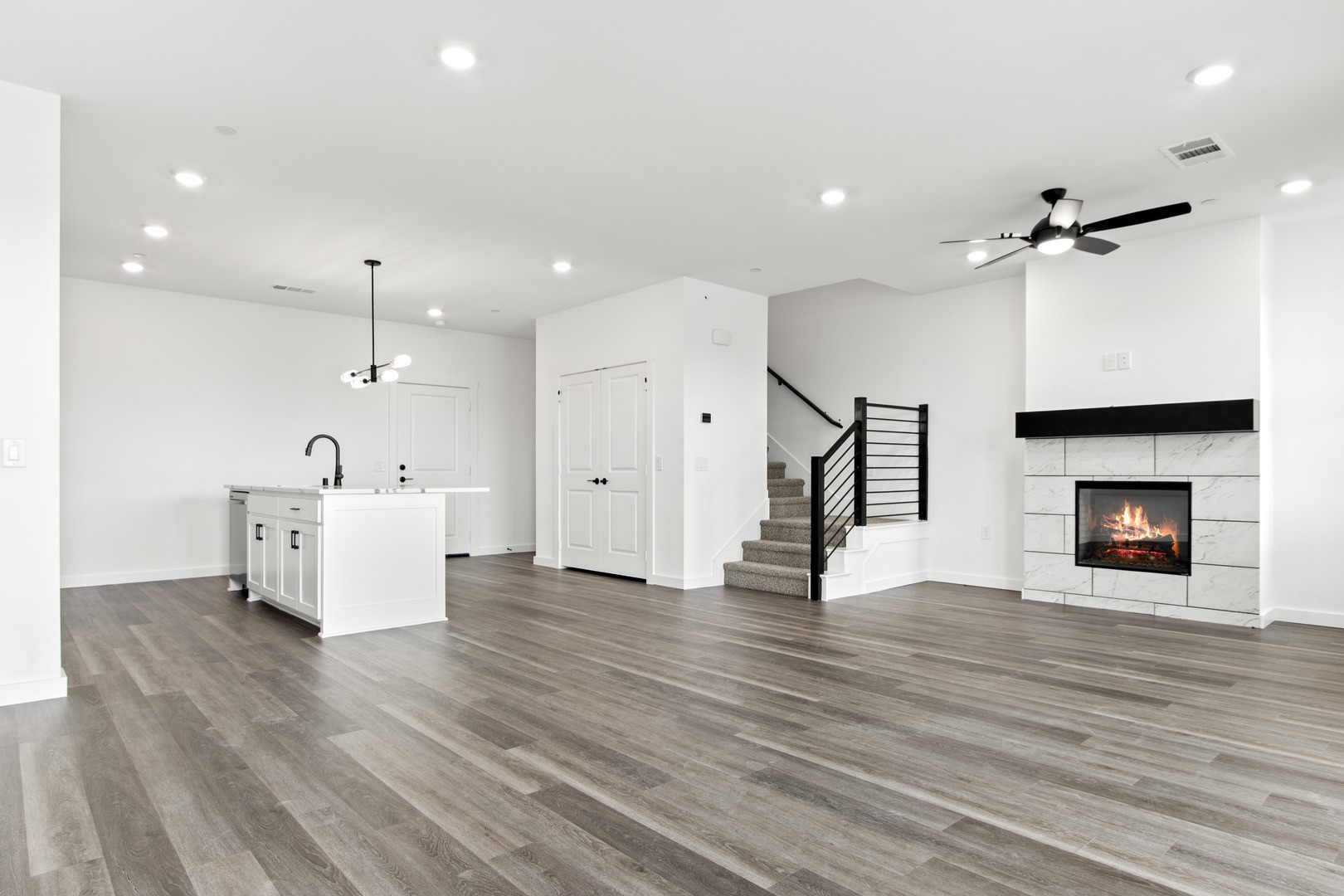 1232 Armstrong The Colony TX 75056