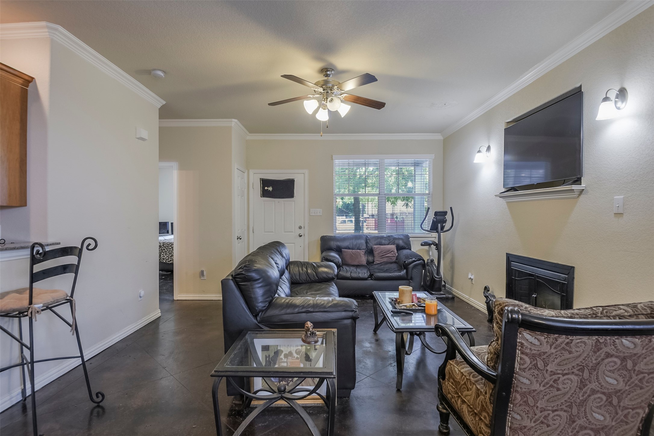 714 N Center Street Arlington TX 76011