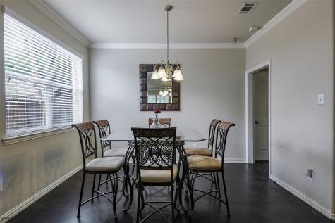 714 N Center Street Arlington TX 76011