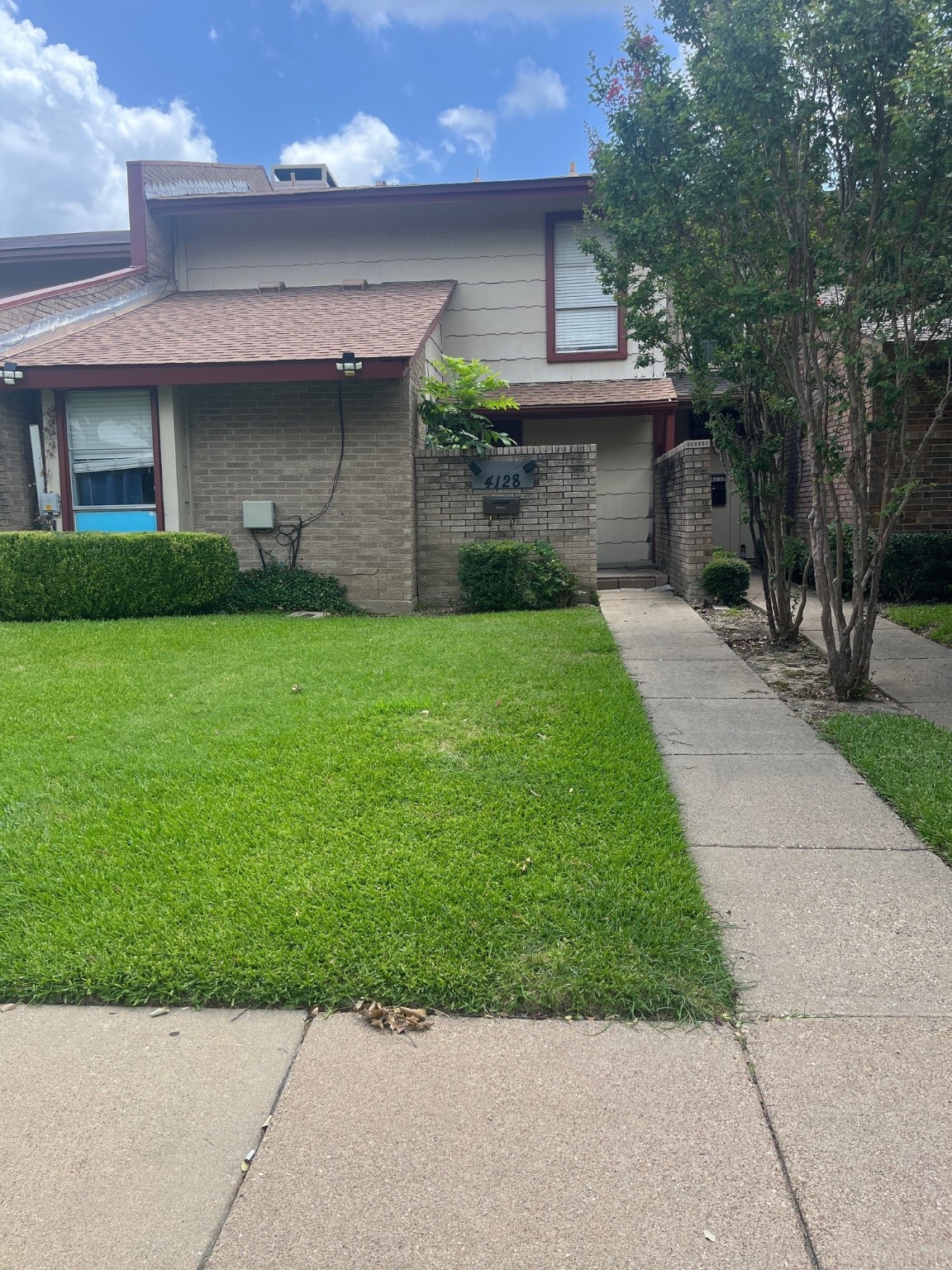 4128 Towngate Boulevard Garland TX 75041