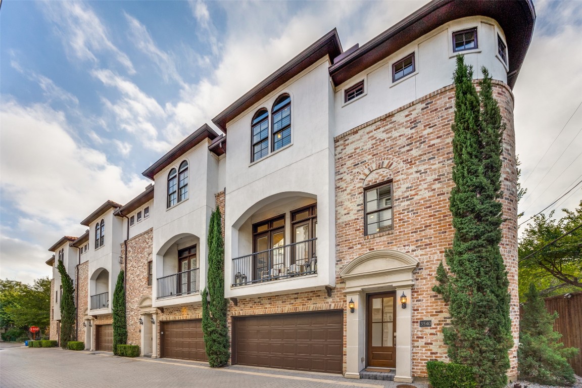 3540 Dunminster Court Dallas TX 75219