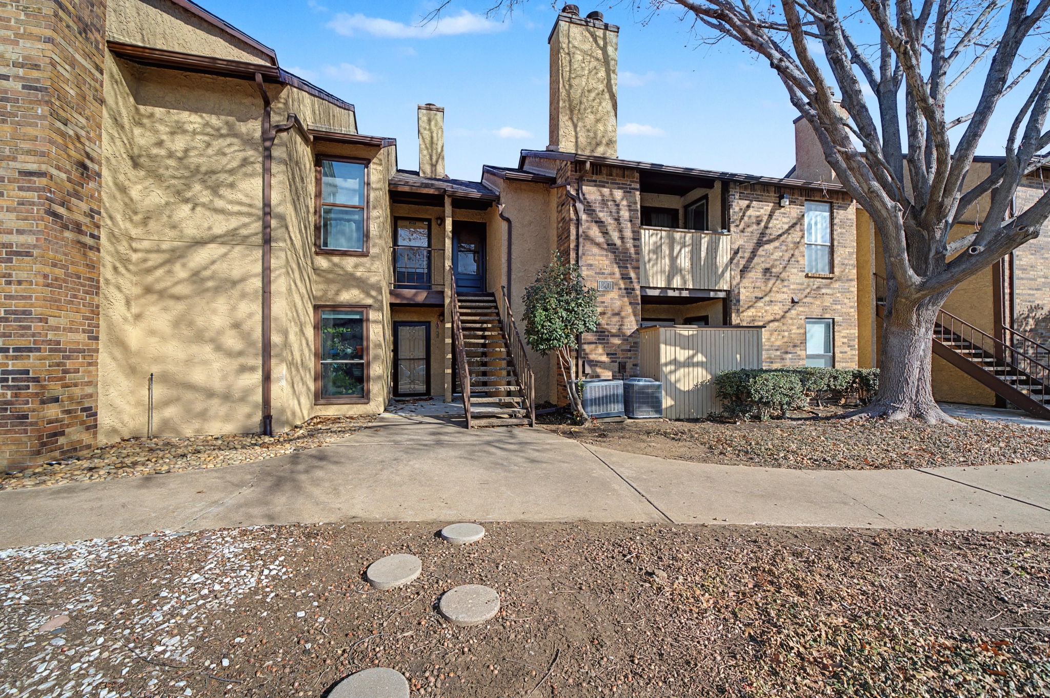 1201 Harwell Drive Arlington TX 76011