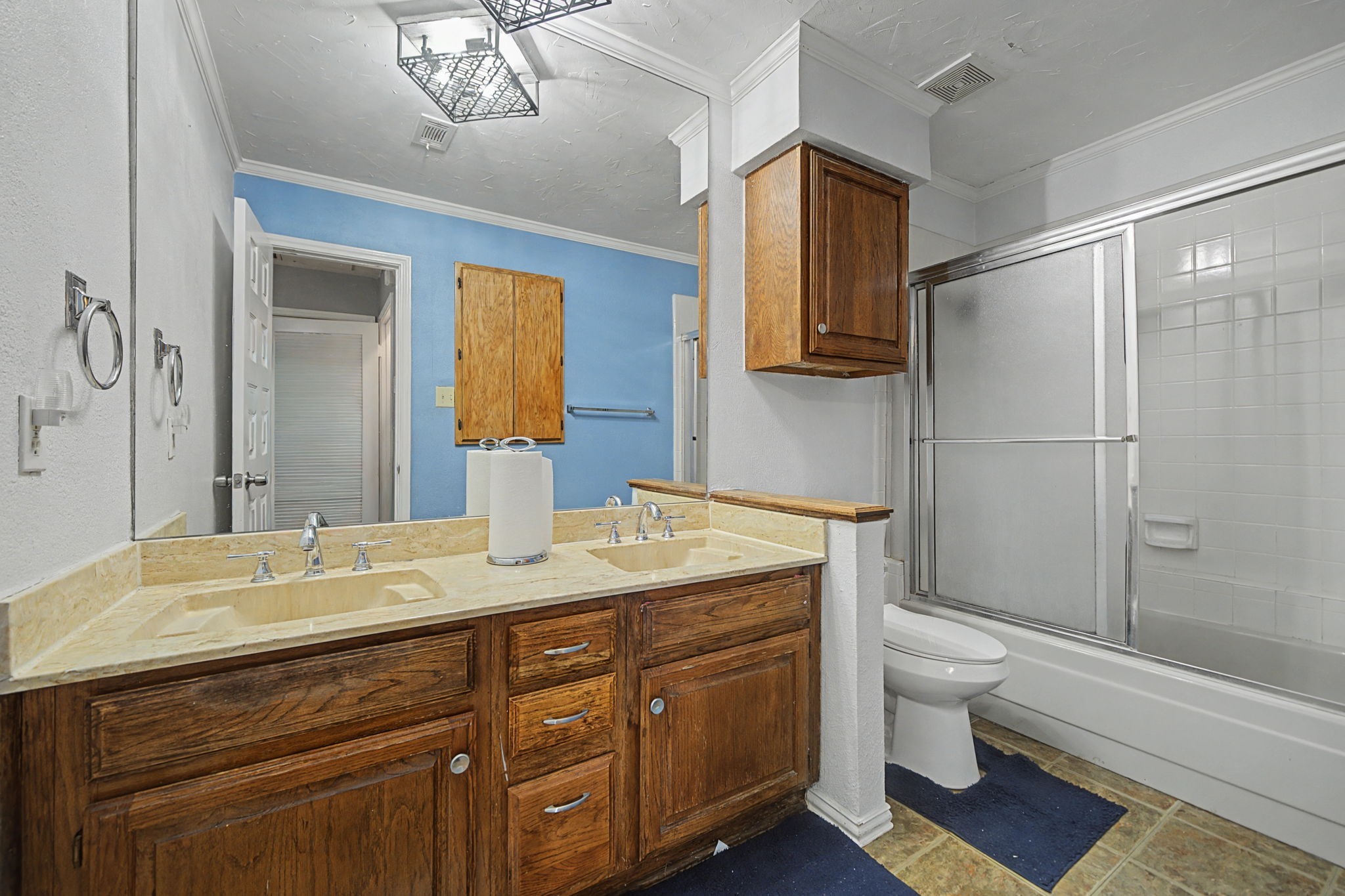 1201 Harwell Drive Arlington TX 76011