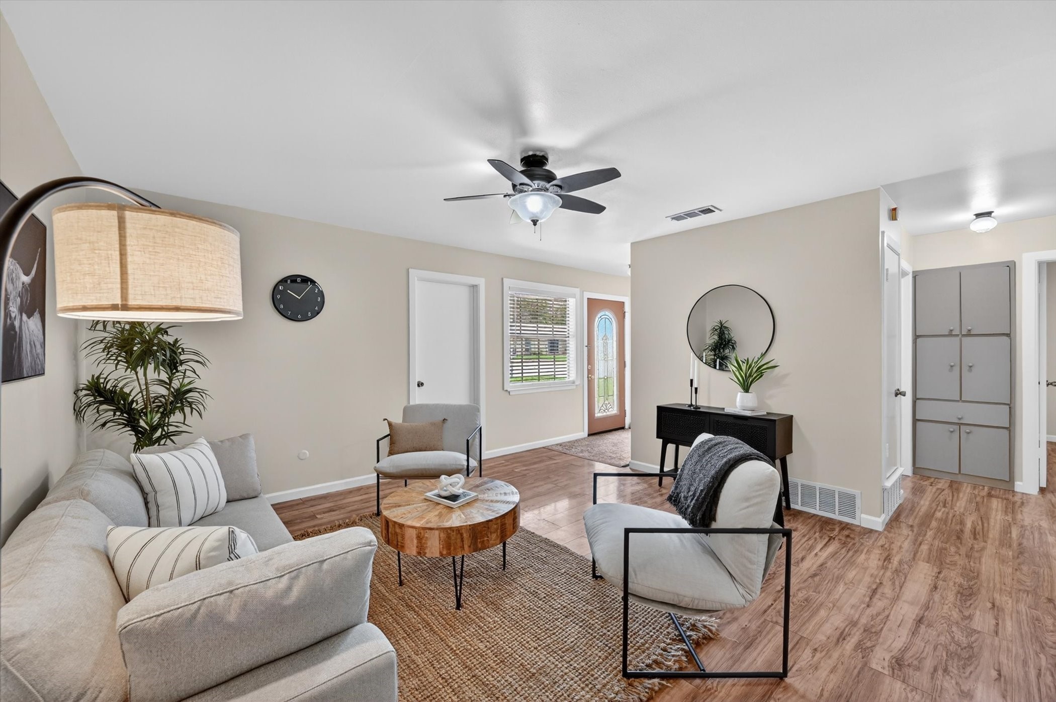 1012 Plover Lane Arlington TX 76015