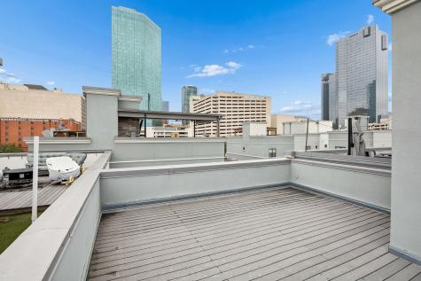 724 Grove Street Fort Worth TX 76102
