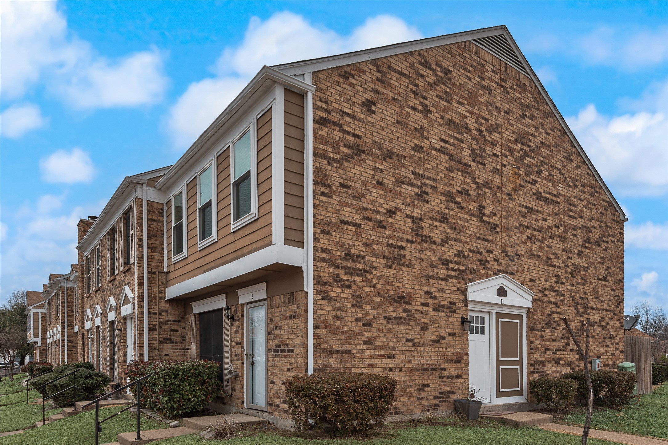 713 Lee Street Mesquite TX 75149