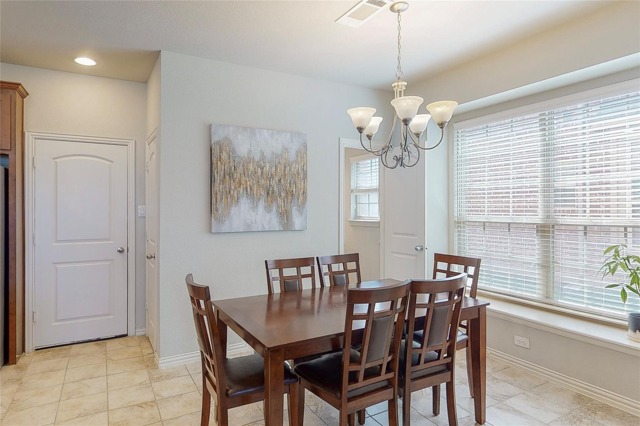 2556 Sarah Lane Lewisville TX 75056