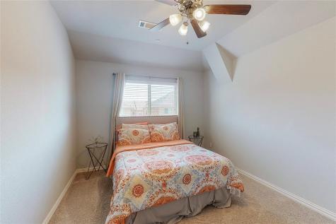 2556 Sarah Lane Lewisville TX 75056
