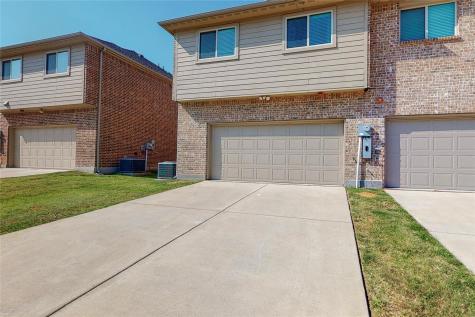 2556 Sarah Lane Lewisville TX 75056
