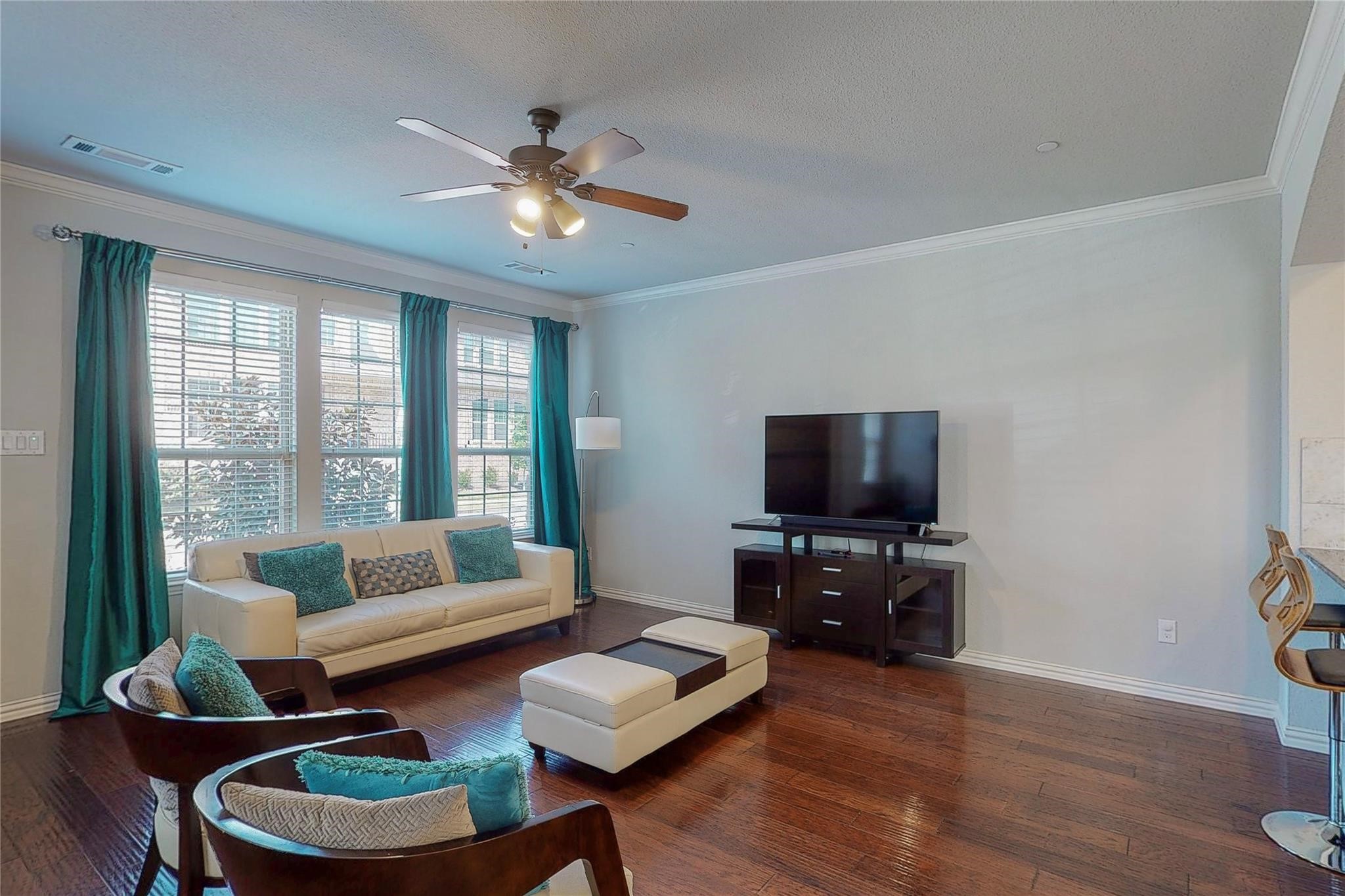 2556 Sarah Lane Lewisville TX 75056