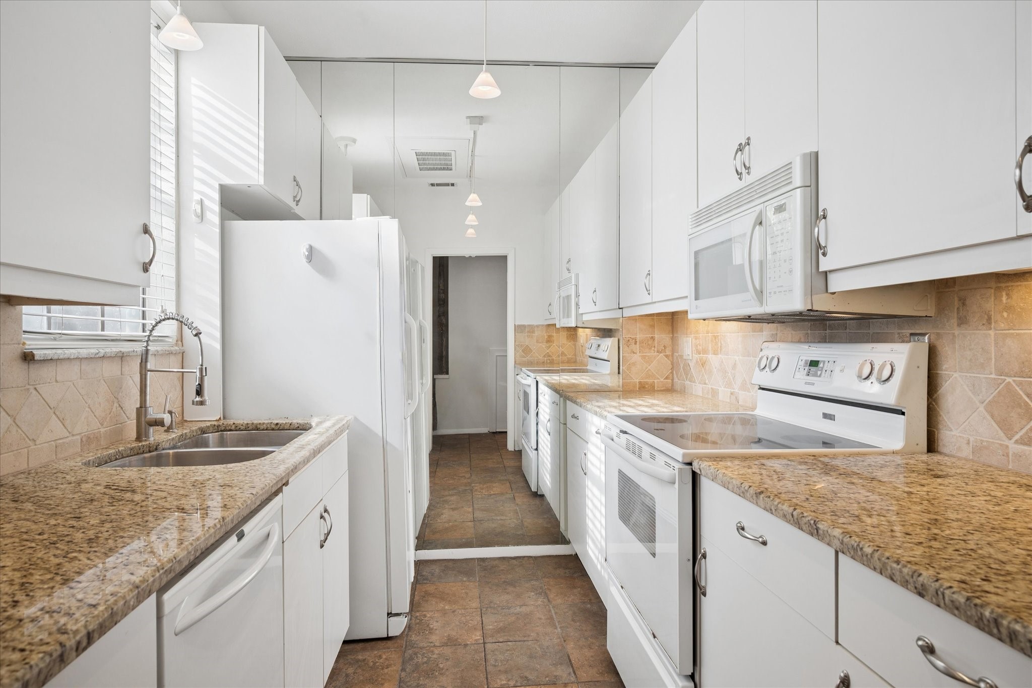 4418 Bowser Dallas TX 75219