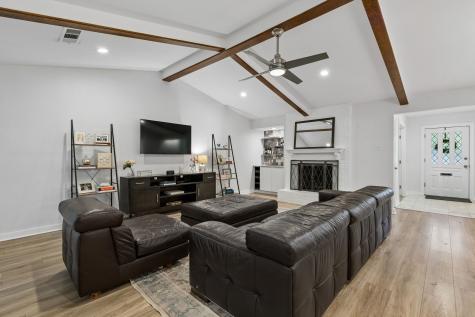 3781 Weeburn Drive Dallas TX 75229