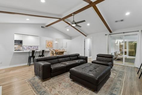3781 Weeburn Drive Dallas TX 75229