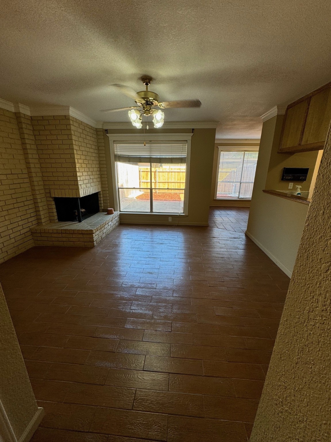 2007 Westmoor Place Arlington TX 76015