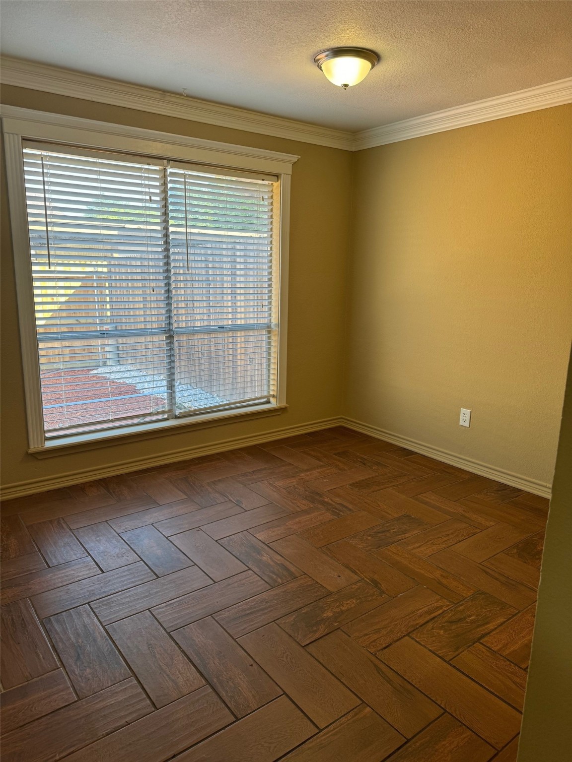 2007 Westmoor Place Arlington TX 76015