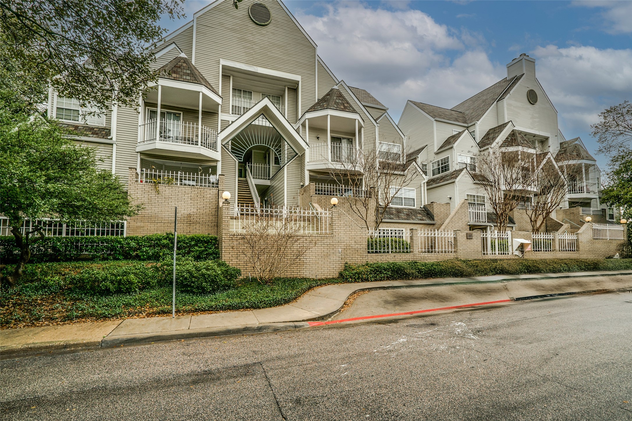 1001 Liberty Street Dallas TX 75204