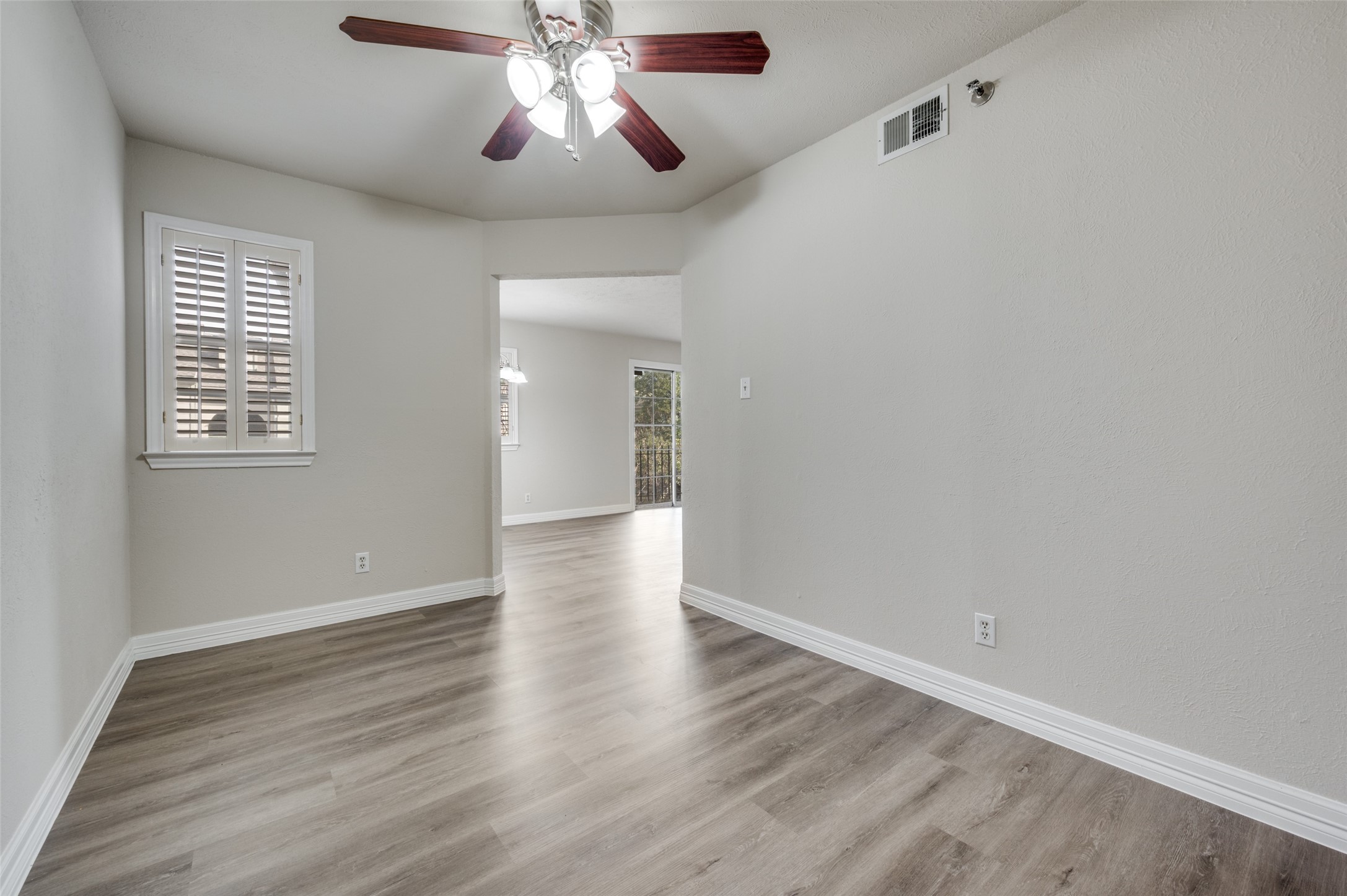 1001 Liberty Street Dallas TX 75204
