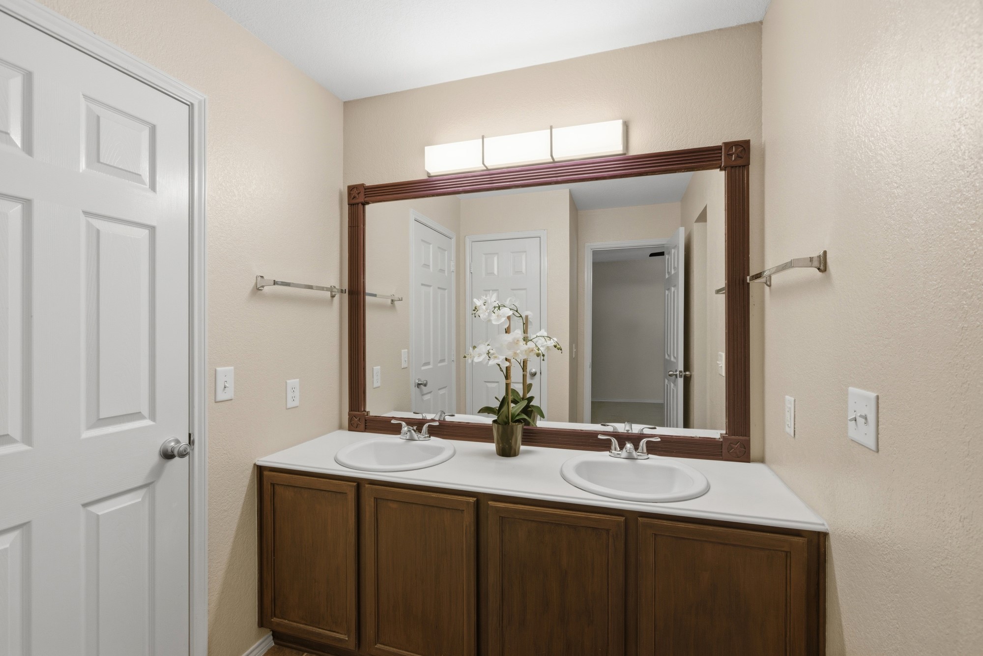 2209 Stoneleigh Place Mckinney TX 75071