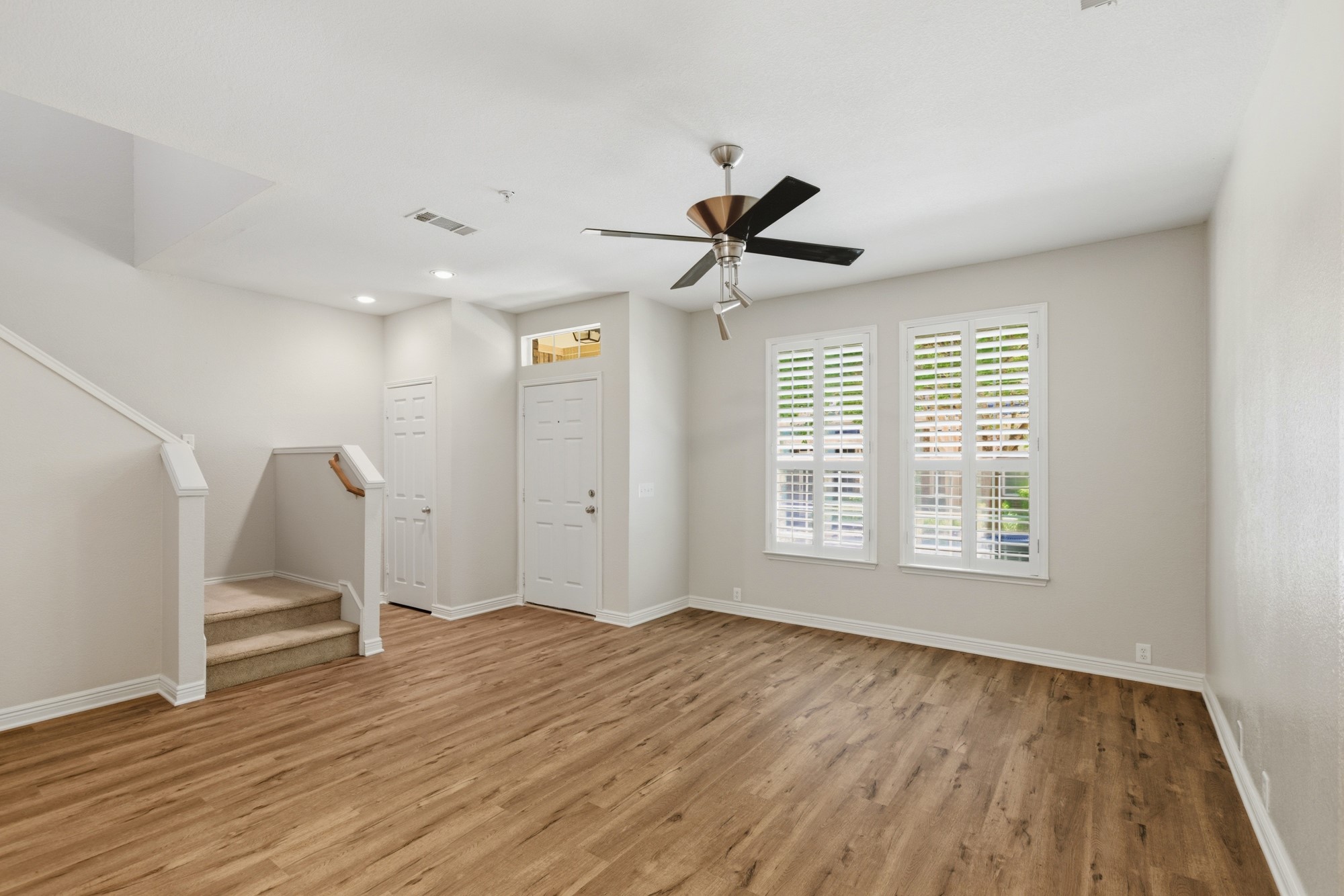 2209 Stoneleigh Place Mckinney TX 75071